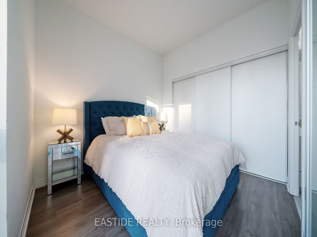 2610 - 251 Jarvis St