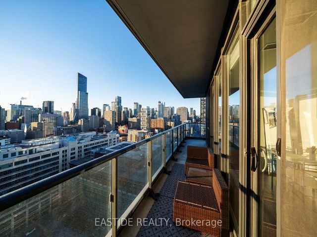 2610 - 251 Jarvis St