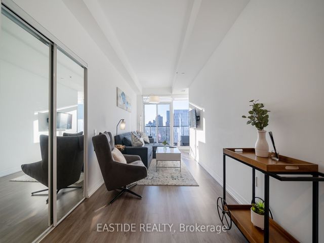 2610 - 251 Jarvis St