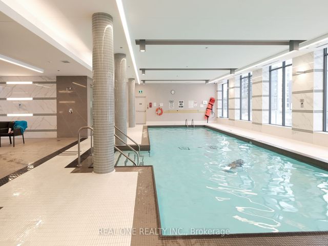2207 - 32 Forest Manor Rd