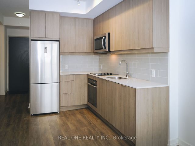2207 - 32 Forest Manor Rd