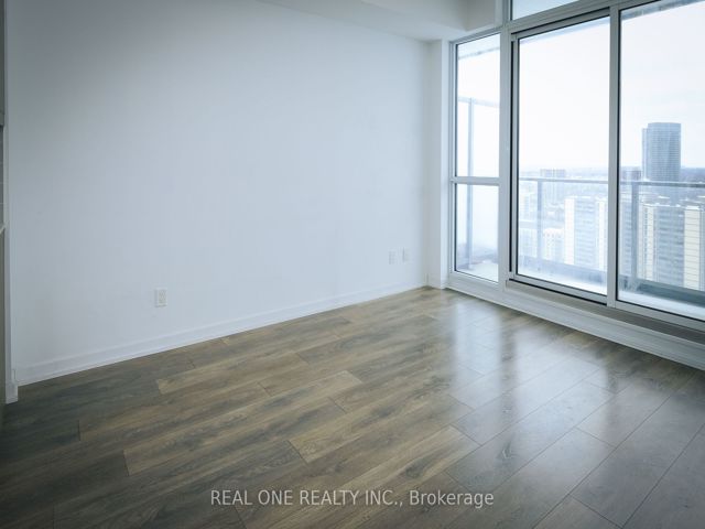 2207 - 32 Forest Manor Rd