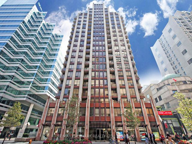 402 - 85 Bloor St E