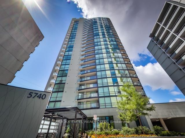 803 - 5740 Yonge St