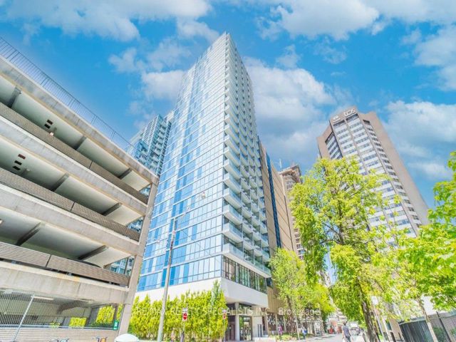 605 - 210 Simcoe St