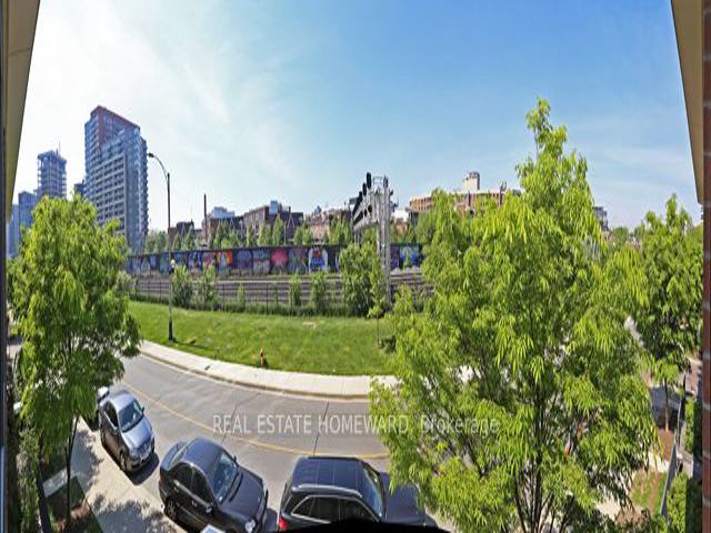 313 - 1171 Queen St W