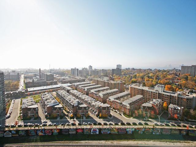 313 - 1171 Queen St W