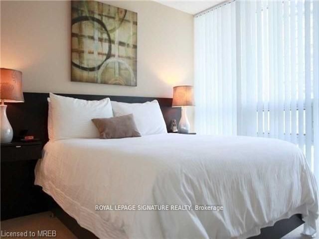 2401 - 65 Bremner Blvd
