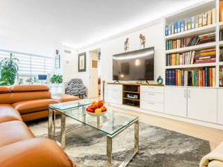 805 - 278 Bloor St E