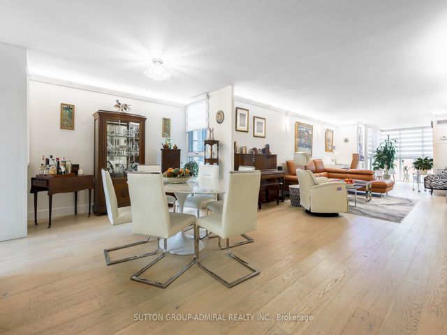 805 - 278 Bloor St E