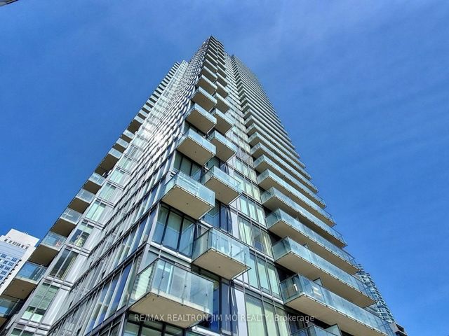 1402 - 75 St Nicholas St