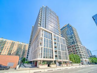 510 - 400 Adelaide St E