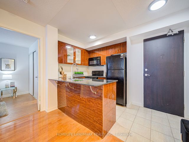 1603 - 5791 Yonge St