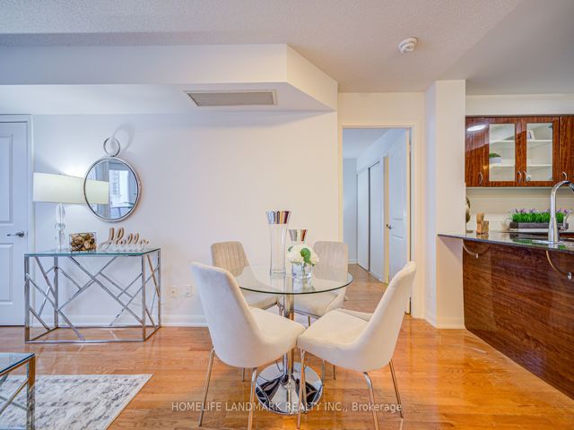 1603 - 5791 Yonge St