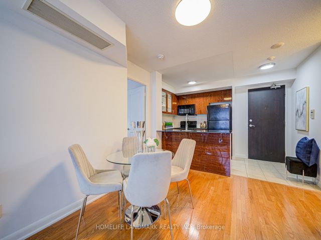 1603 - 5791 Yonge St