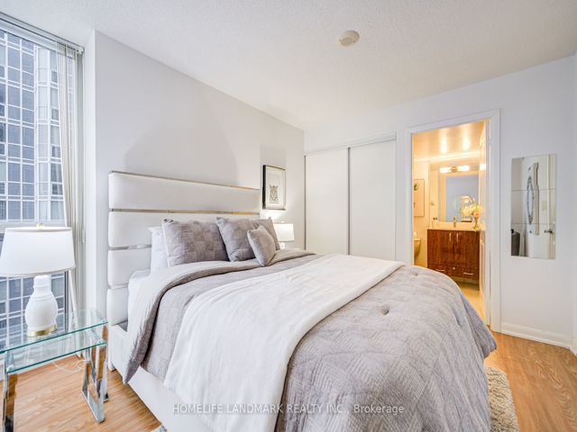 1603 - 5791 Yonge St