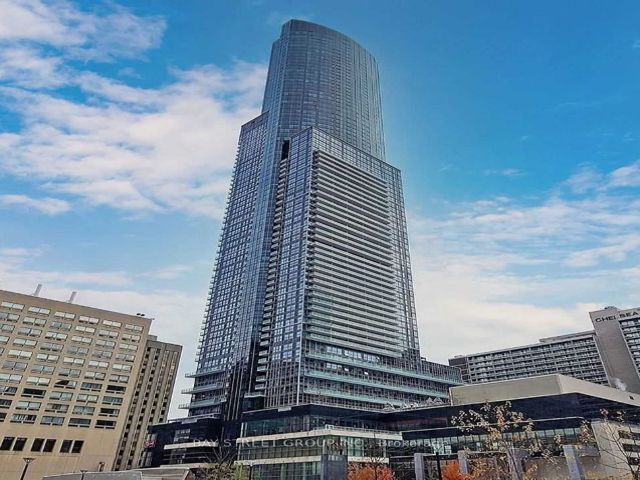817 - 386 Yonge St