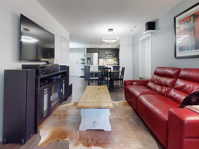 310 - 35 Bastion St