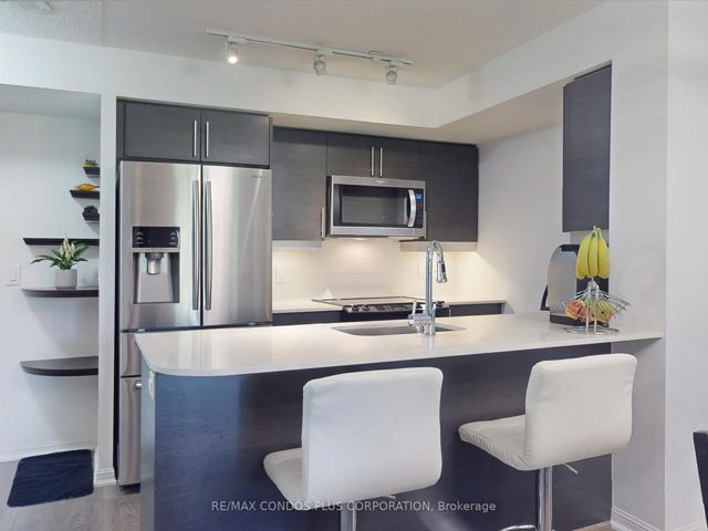 310 - 35 Bastion St