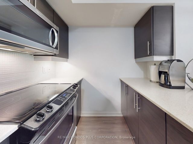 310 - 35 Bastion St