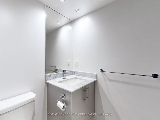 310 - 35 Bastion St