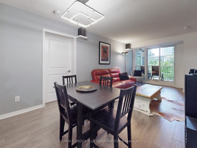 310 - 35 Bastion St