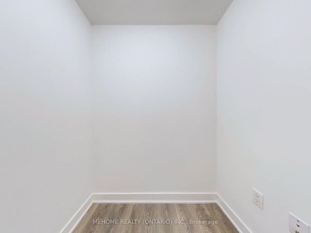 1201 - 195 Redpath Ave