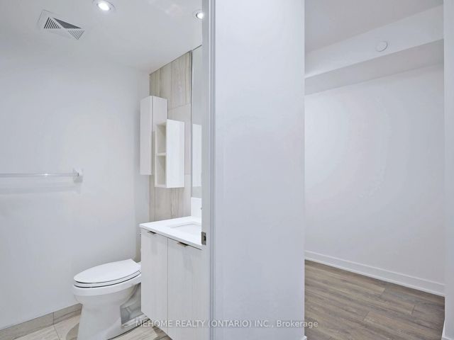 1201 - 195 Redpath Ave