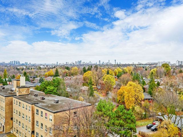 917 - 1700 Eglinton Ave E