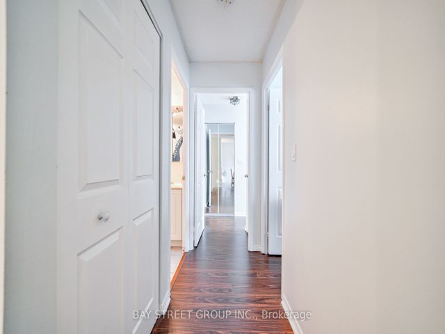 106 - 18 Pemberton Ave