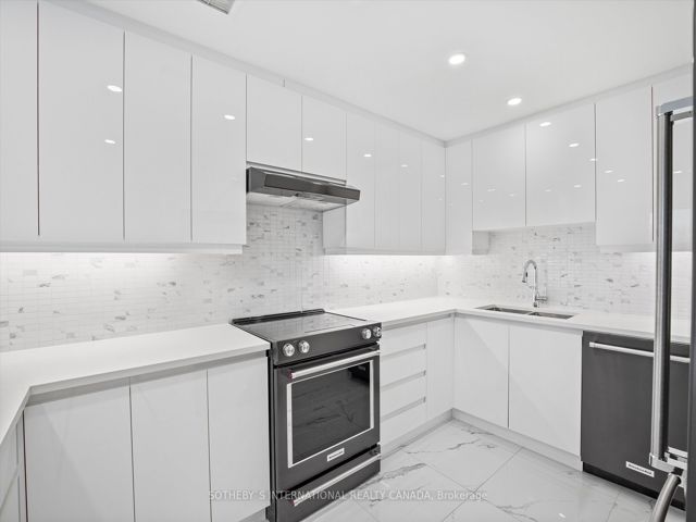 408 - 55A Avenue Rd