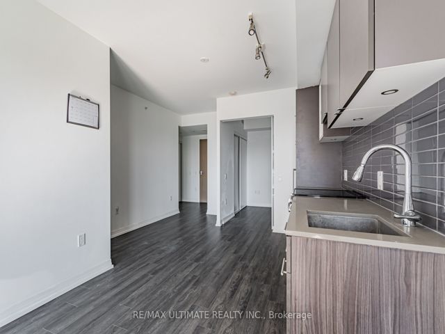 1620 - 251 Jarvis St