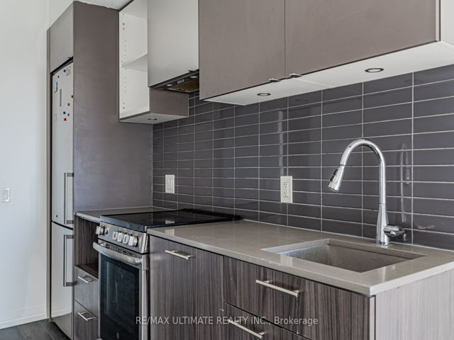1620 - 251 Jarvis St