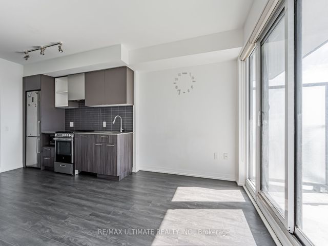 1620 - 251 Jarvis St