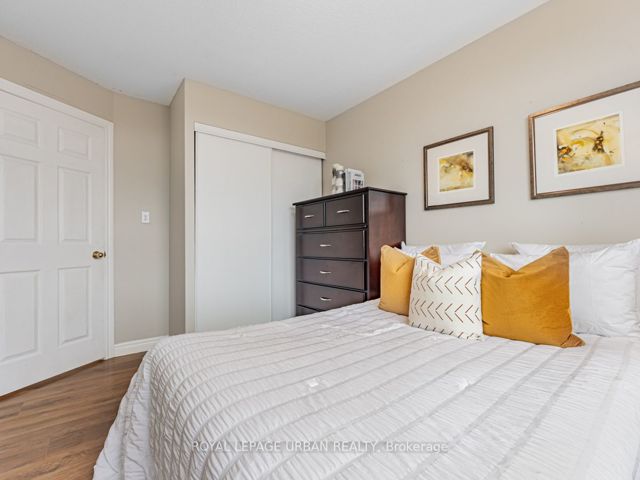 720 - 1700 Eglinton Ave E