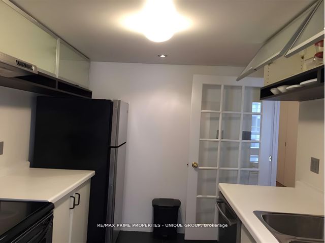 1701 - 44 Gerrard St W