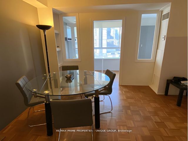 1701 - 44 Gerrard St W