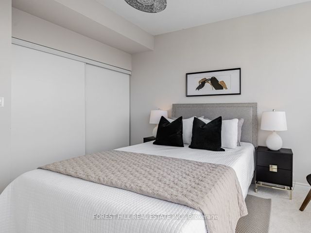 2510 - 18 Holmes Ave