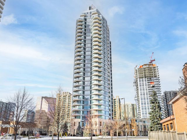 2510 - 18 Holmes Ave