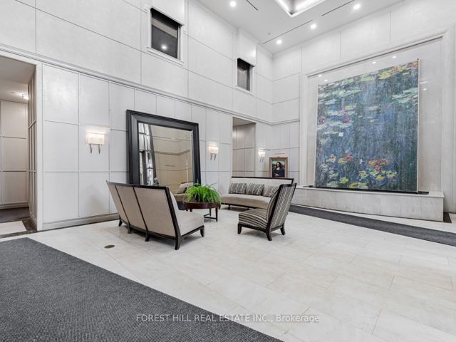 2510 - 18 Holmes Ave