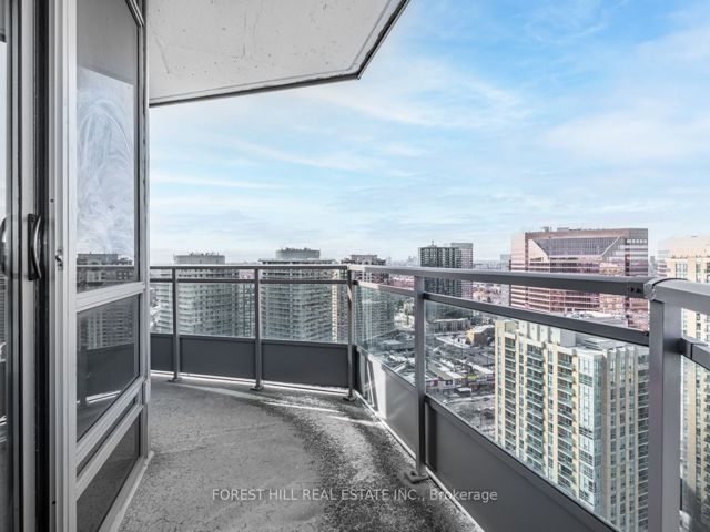 2510 - 18 Holmes Ave