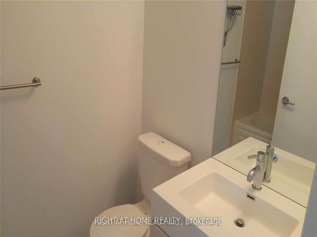 LPH27 - 35 Brian Peck Cres