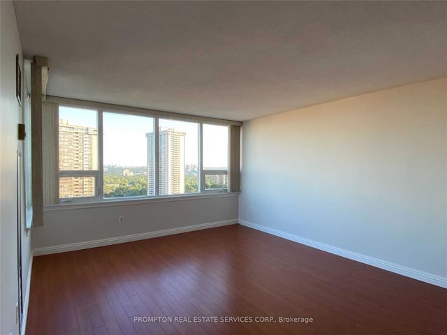 2202 - 55 Skymark Dr