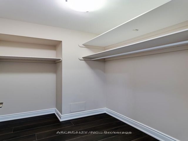 107 - 90 Fisherville Rd