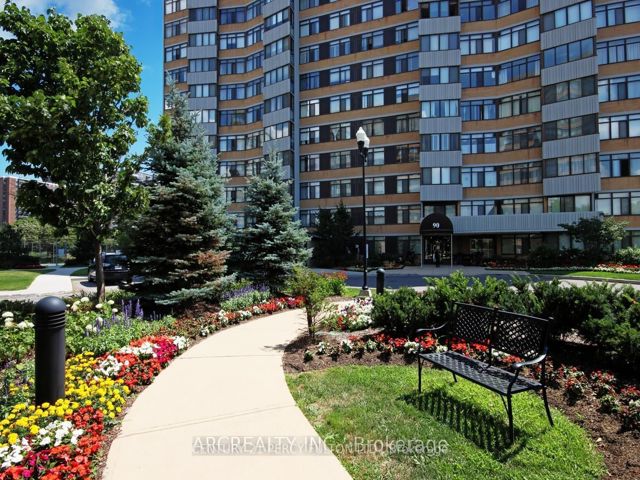 107 - 90 Fisherville Rd