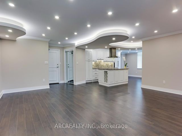 107 - 90 Fisherville Rd