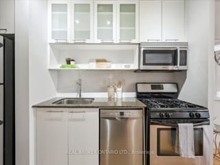 211 - 66 Portland St