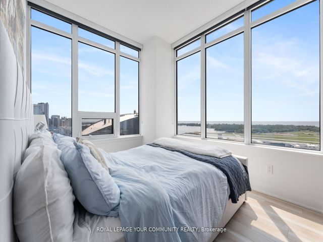 3615 - 17 Bathurst St