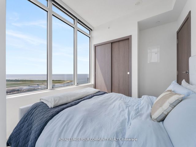 3615 - 17 Bathurst St