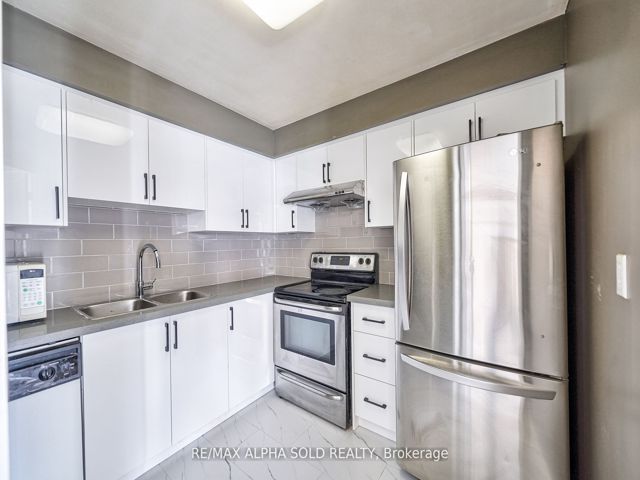 501 - 298 Jarvis St